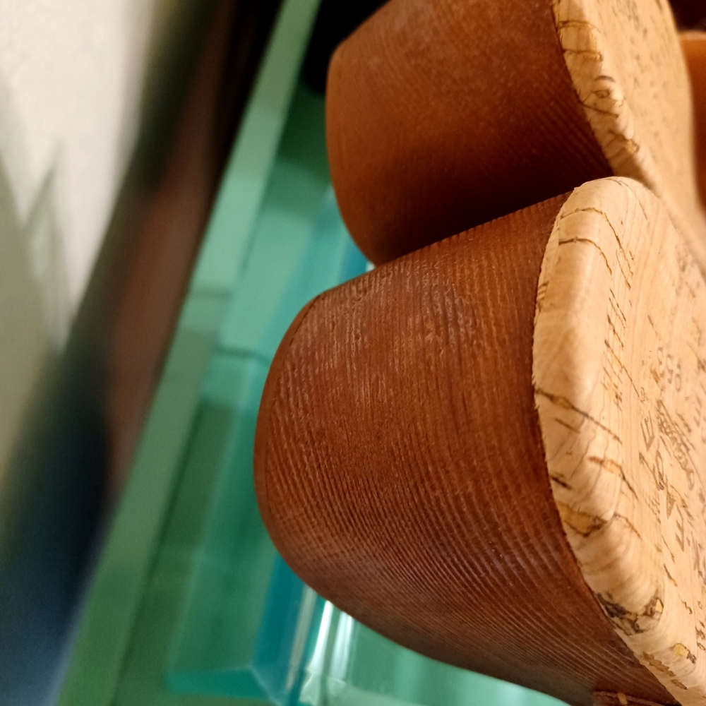 Shoes - Picture 2 of 5
